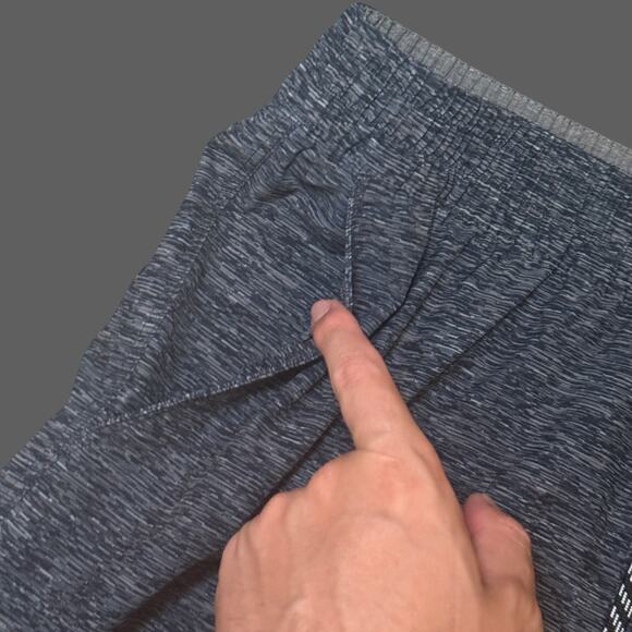 Hurley Static Volley Swim Short Size M Black NWT HSP22VMS-03945 - Picture 3 of 7